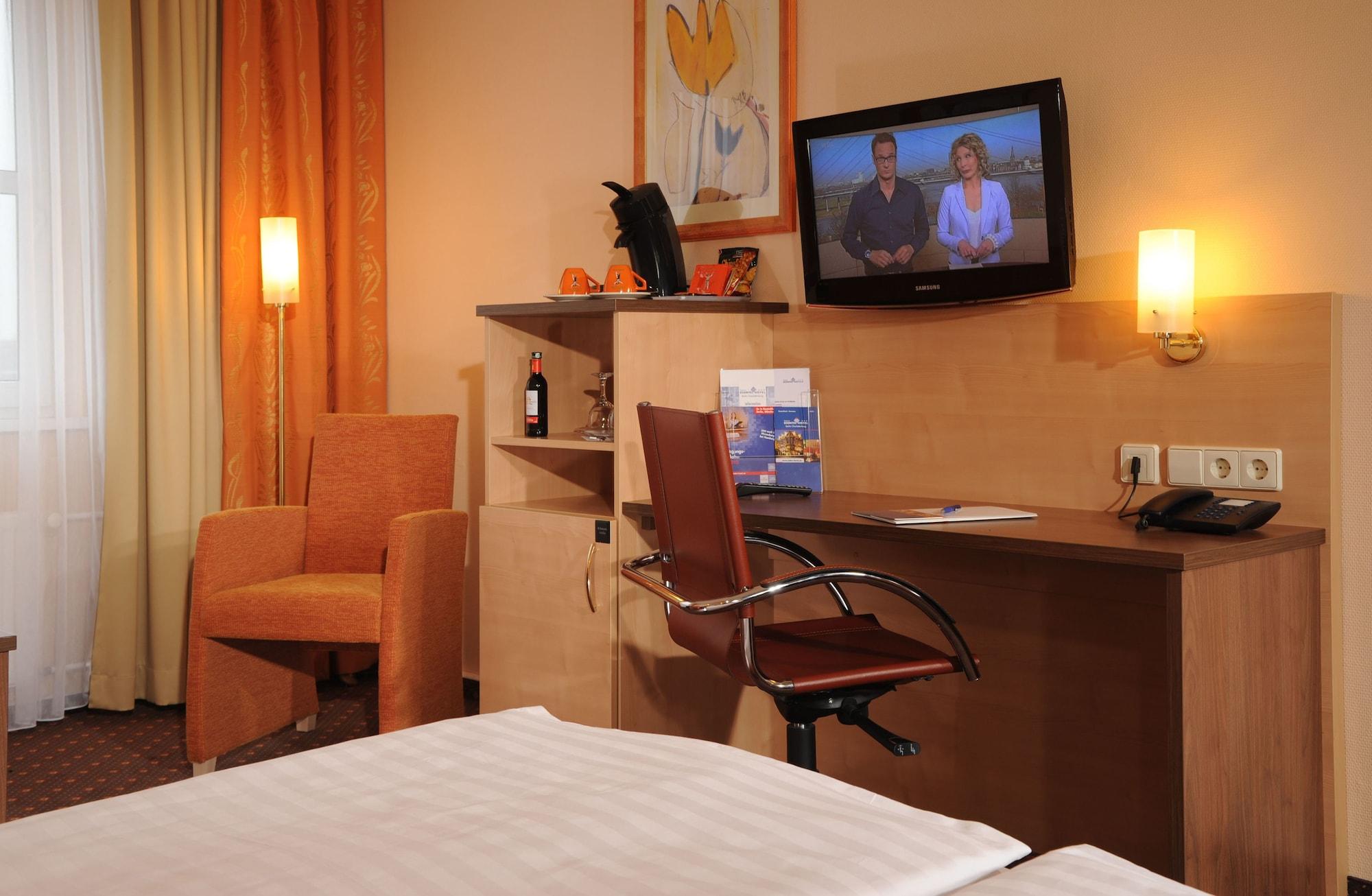 Plaza Inn Berlin Charlottenburg Екстериор снимка
