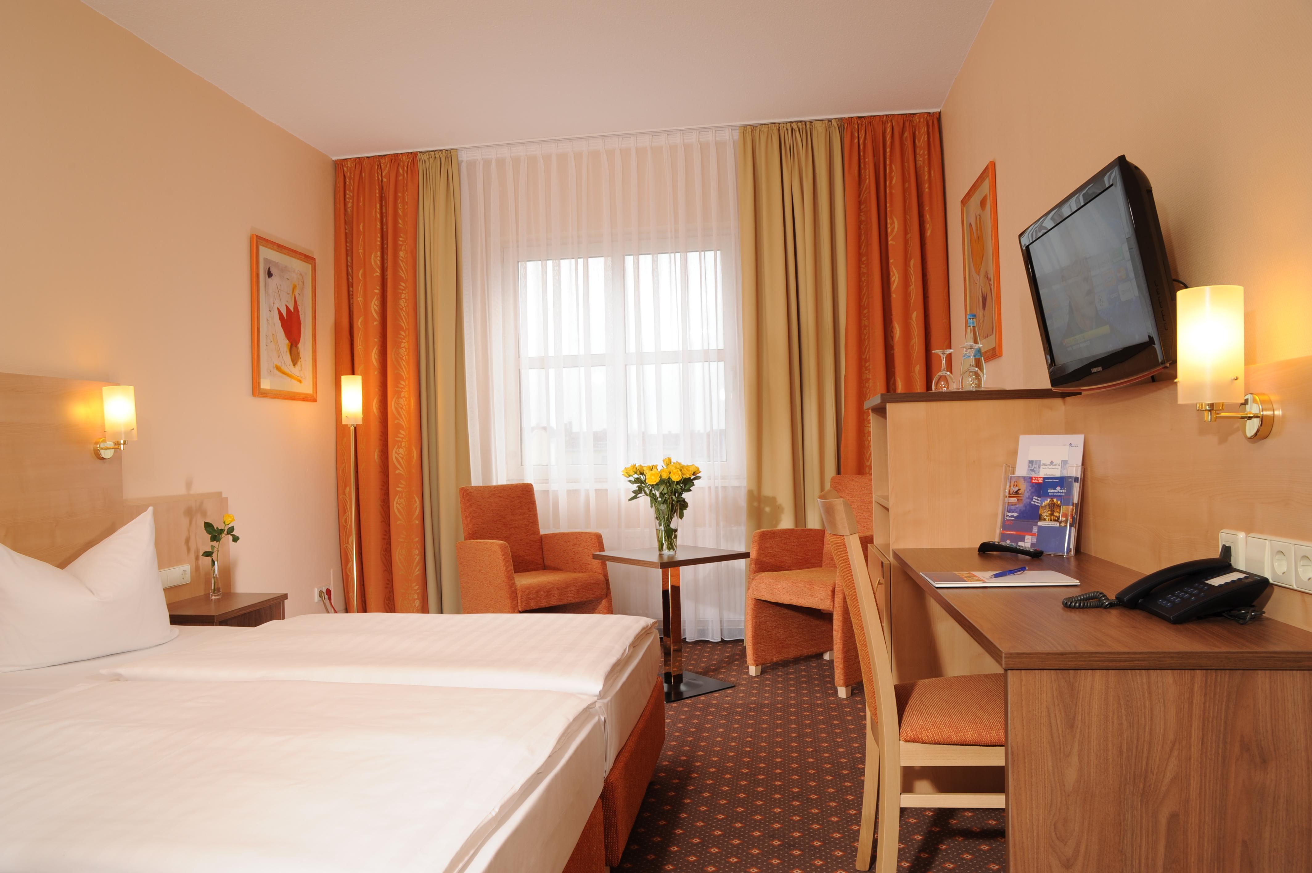 Plaza Inn Berlin Charlottenburg Екстериор снимка