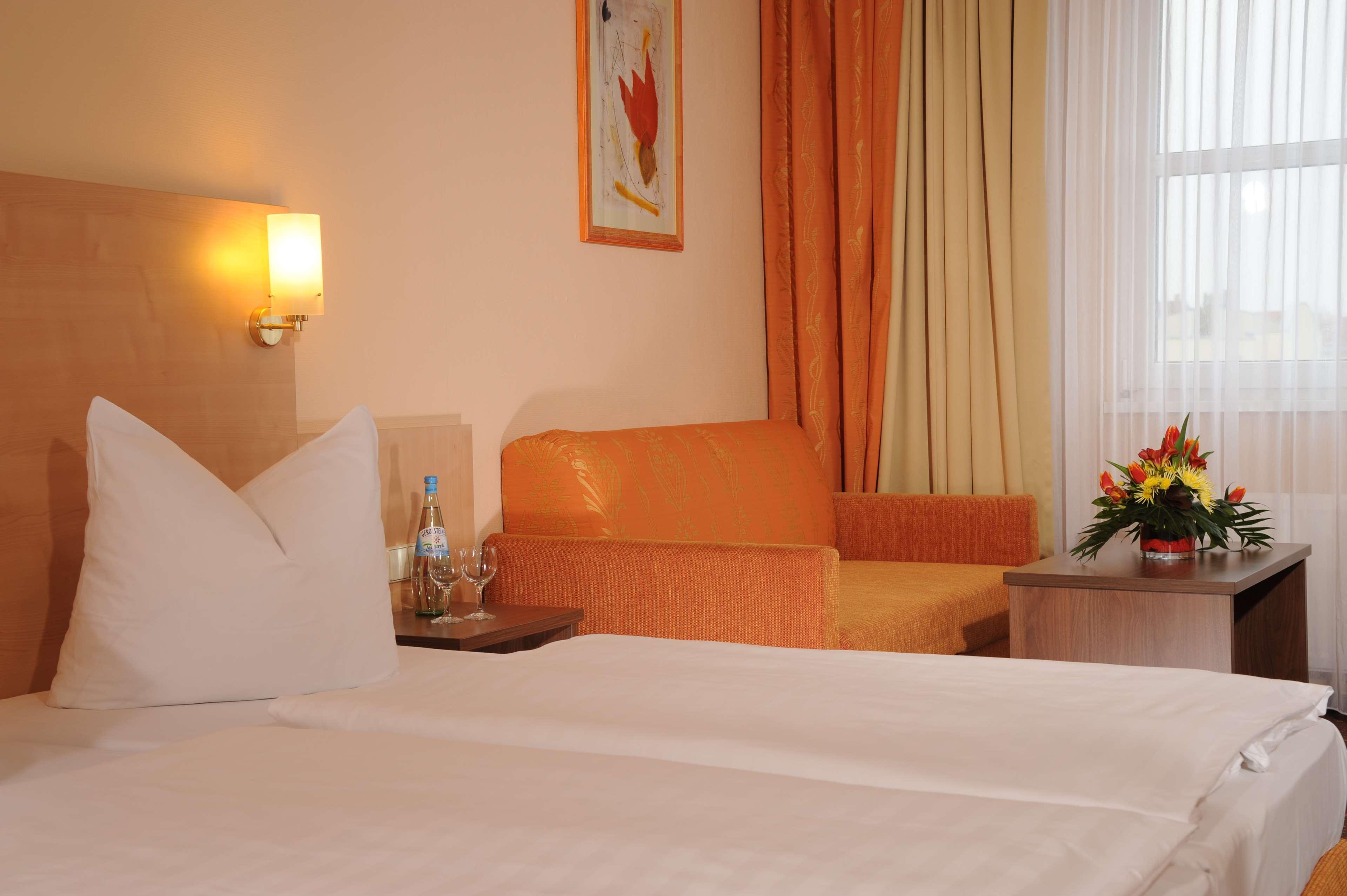 Plaza Inn Berlin Charlottenburg Екстериор снимка