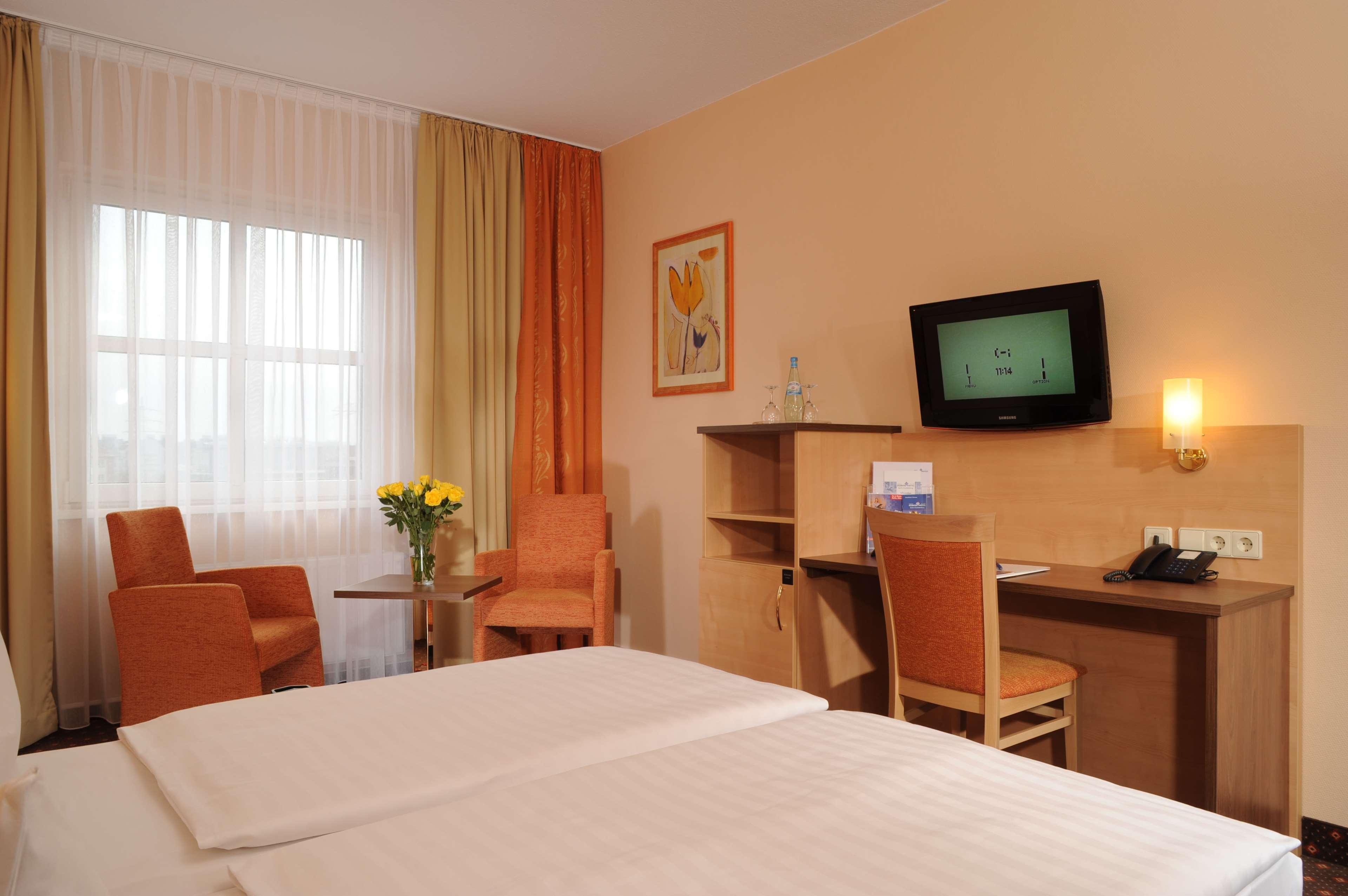 Plaza Inn Berlin Charlottenburg Стая снимка